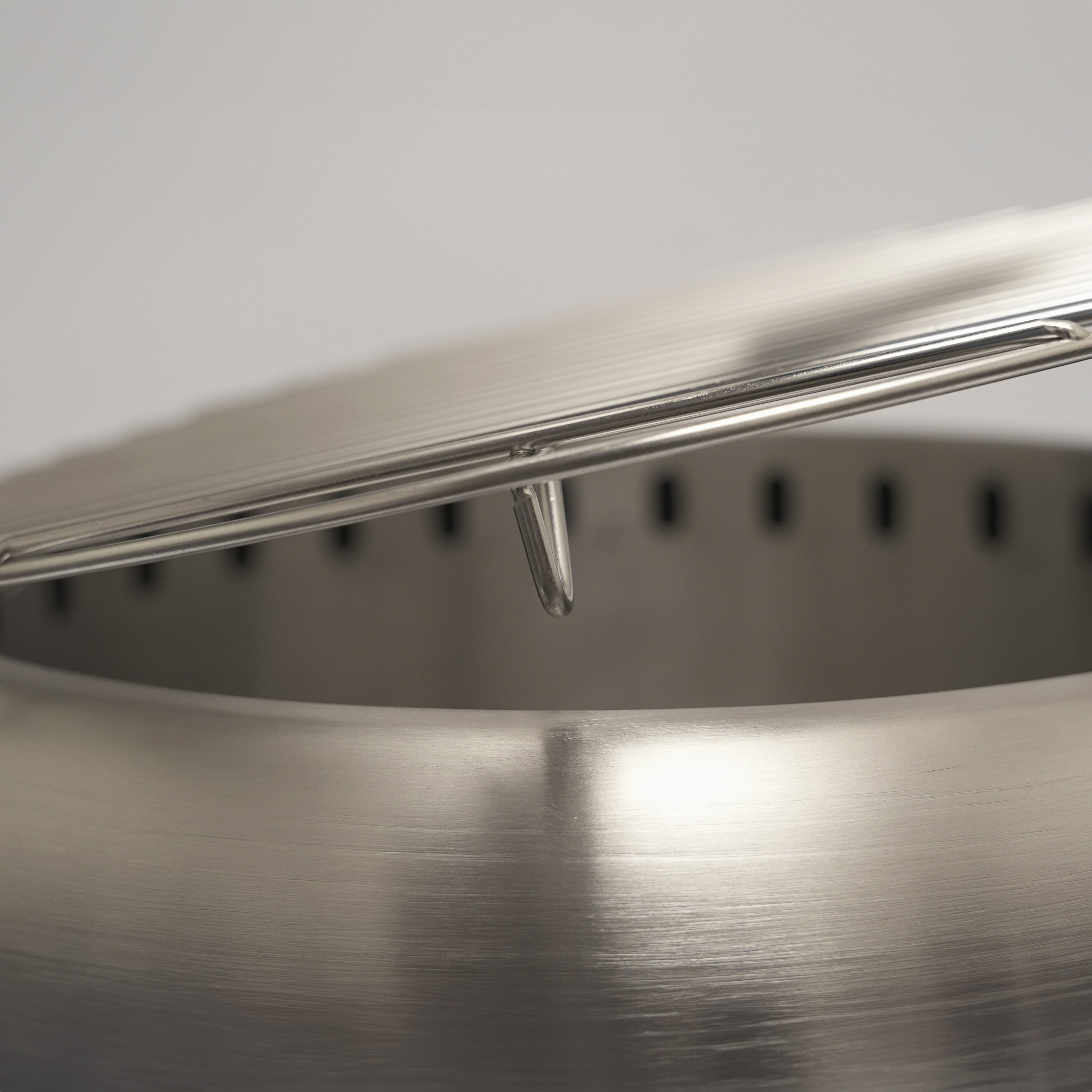 Close up of the Ecoflame and cooking grill 