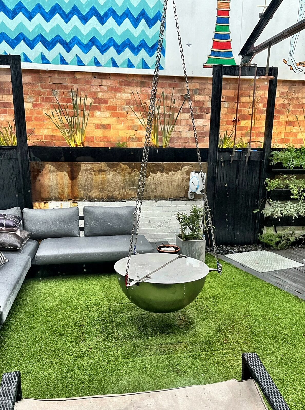 The Tripod Stainless steel fire pit