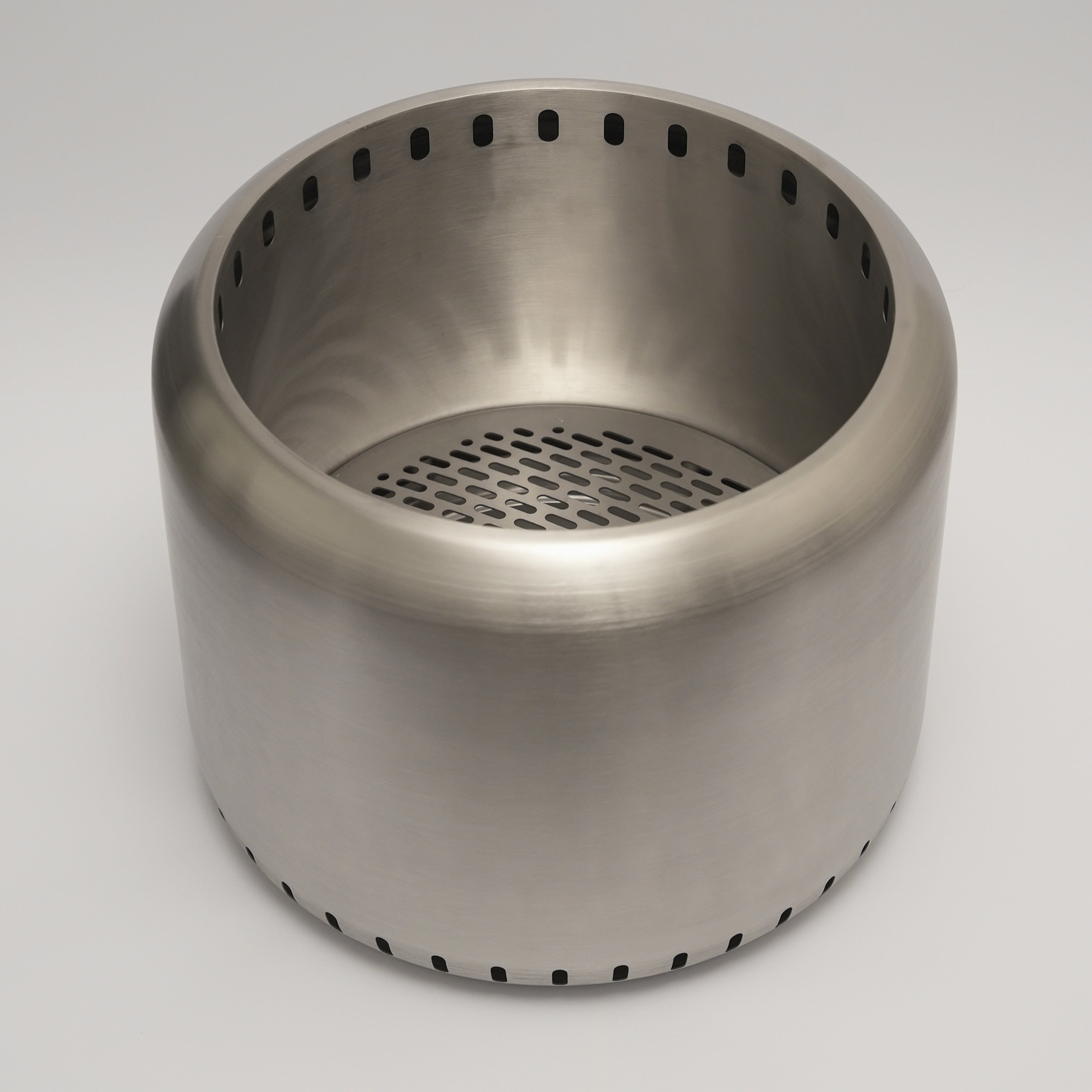 Close up of the Ecoflame smokeless fire pit - top view