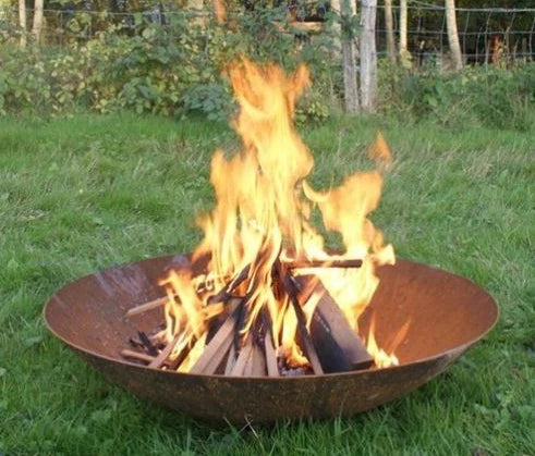 1200mm cast iron fire pit in use